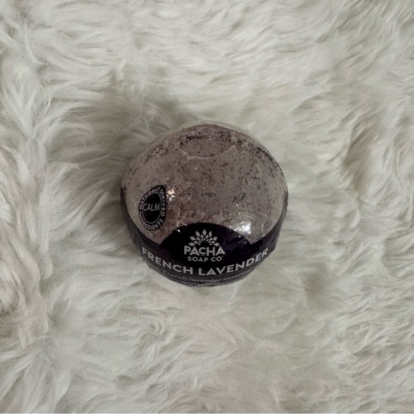 Pacha Soap Co. French Lavender Froth Bath Bombs - Picture 8 of 10